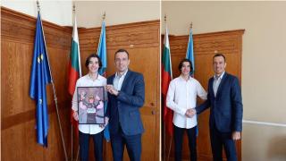 100 000 лв. дава Столична община на състезателя ни във Формула 3 Никола Цолов