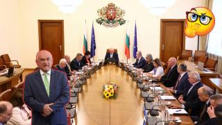 Служебният кабинет прави размествания в МС седмица преди изборите