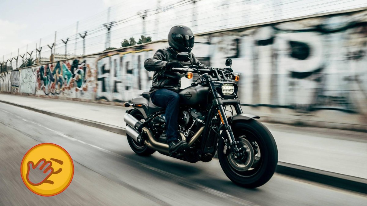 Моторист без шофьорска книжка катастрофира във Велико Търново 