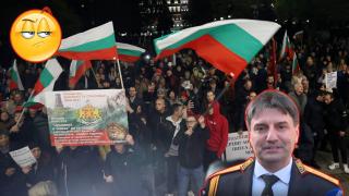 СДВР се оправдава за протеста пред Народния театър: Бил обявен като културно събитие (видео)