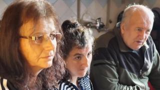 Жена има нужда от средства, за да проходи