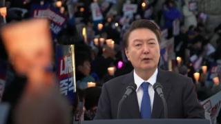 Пропадна опитът за импийчмънт на президента на Южна Корея 