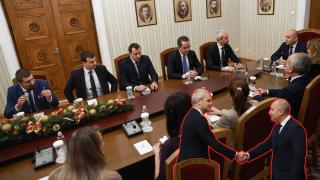 Костадинов на консултациите при Радев: Готови сме с кабинет с третия мандат (видео)