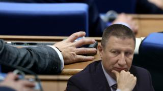 На първо четене: Парламентът спря избора на Сарафов за главен прокурор