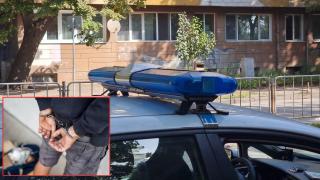 Задържаха млад шофьор, изхвърлил пакет с наркотици по време на гонка в Разградско