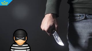 Мъж прободе с нож и ограби друг мъж в София