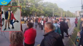 Две години след убийството на Ани и Явор, техни близки протестират на бул "Сливница" в София (видео)