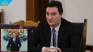 Радев освободи Крум Зарков като секретар по правните въпроси