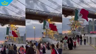 Мексикански военен кораб се вряза в Бруклинския мост в Ню Йорк (видео)