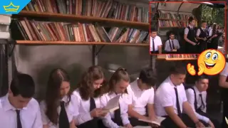 Ученици и учители в Бургас изградиха открита библиотека с над 400 тома книги (видео)