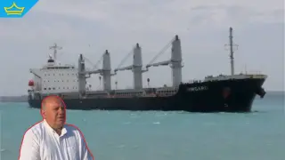 Изтеглиха товарния кораб, заседнал на входа на пристанище Бургас (видео)