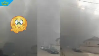 Пожар гори в покрайнините на Пазарджик, огънят е обхванал гаражи и коли (видео)