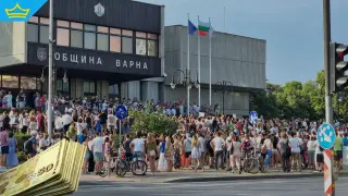 Общинският съвет във Варна гласува бюджета на фона на ареста на кмета Благомир Коцев