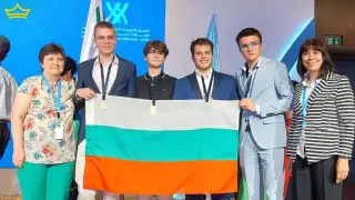 Четири медала донесоха български ученици от Международната олимпиада по химия