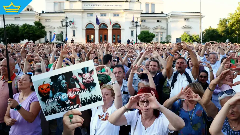 "Правим каквото си искаме, а вие си викайте...": Как показаха среден пръст на гражданите на България