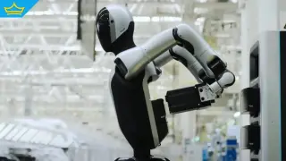 Запознайте се с хуманоидния робот, който сам си сменя батериите (видео)