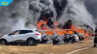 Автомобили са изгорели при пожар на паркинг до хотел в Свети Влас (видео)