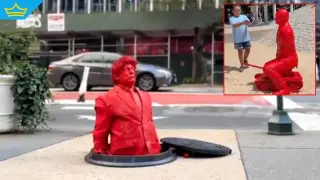 Необичайна червена статуя на Тръмп се появи в Манхатън (видео)