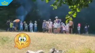 Деца играят опасна игра с огън в планината в сезона на пожарите (видео)