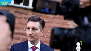 Зам.-кметът на София Иван Василев отрече да му е оказван натиск, напуска след избора на нова банка