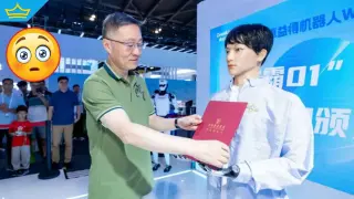 За първи робот с изкуствен интелект стана докторант в китайски университет