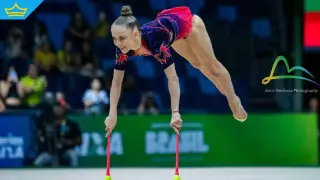 Стилияна Николова си подари медал от Световното по художествена гимнастика за рождения си ден