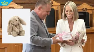 Дани Каназирева далеч не е единствена: Стотиции съдии са получили плюшени зайчета, купени от бюджета на ВАС