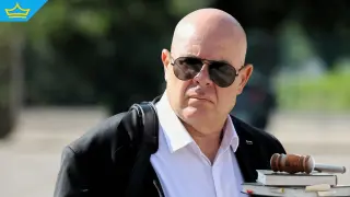 Иван Гешев става адвокат, регистрира се в Перник