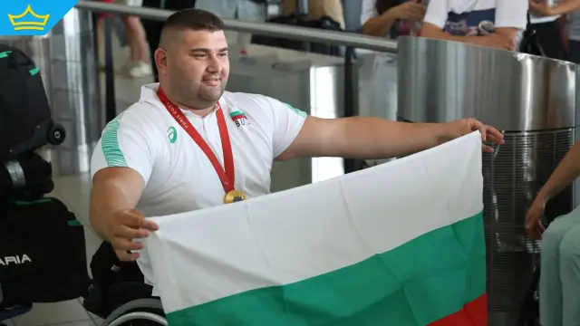 Ружди Ружди стана световен шампион за шести път