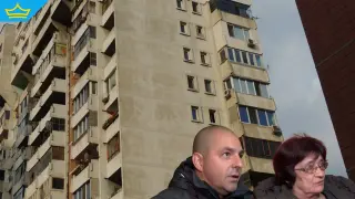 Жители на столичен блок са редовно тормозени от свой съсед, превърнал дома си в сметище (видео)