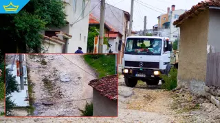 Огромна дупка погълна цяла улица в Добрич (видео)