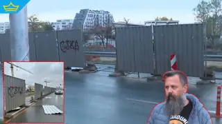 Част от оградата на изкоп за метрото се е откъснала и ударила движеща се кола в София (видео)