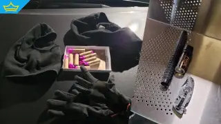 Непълнолетен с пиратки и криминално проявен с нож сред задържаните в София