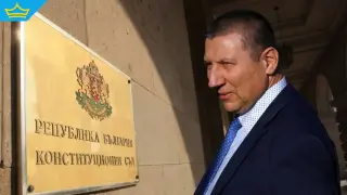 Конституционният съд ще решава дали Сарафов узурпира властта