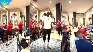 Бившият капитан на ЦСКА Амос Юга вдигна настроението на лагера в Турция (видео)