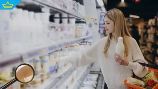 КЗК проверява млечни производители за пазарна злоупотреба