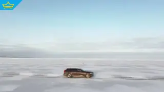 Замръзналото море в Естония се превърна в път (видео)