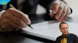 Агенцията по вписванията отказа да приеме оставката на Стефка Костадинова