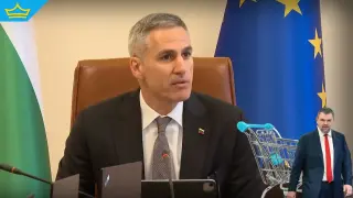 Премиерът Гюров описа „Магазин за хората“ като „схема за празни рафтове и пълни джобове“ (видео)
