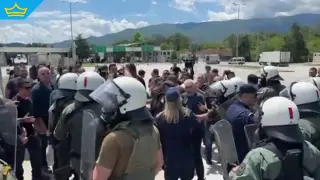 Напрежение на границата: полицаи използваха сълзотворен газ срещу гръцки фермери на „Кулата“