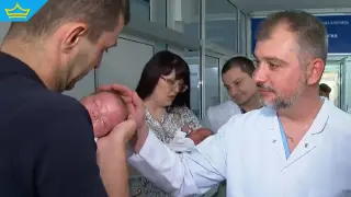 Лекари спасиха бременна с близнаци при изключително рядко животозастрашаващо състояние (видео)