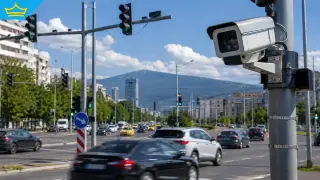 Нови камери ще следят шофьорите за колани, телефони и застраховки