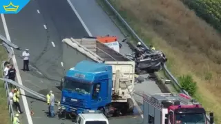 След като ТИР помете кола и уби две деца и мъж, шофьорът е арестуван