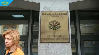 Искането за отстраняване на Емилия Русинова отново остана без решение