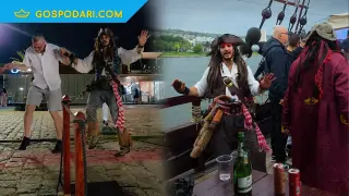 Джак Спароу заряза „Черната перла“ за „Бяла роза“ (видео)