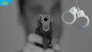 Двама нахлуха в чужд имот, собственикът стреля с газов пистолет