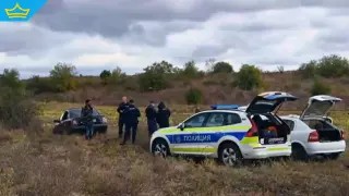 35 км преследване с полицията в Бургаско завърши с катастрофа и арести