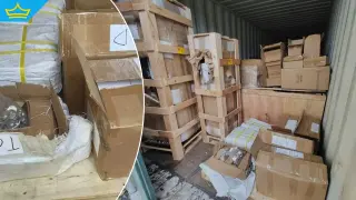 Митничари във Варна задържаха над 45 700 недекларирани артикула в контейнер