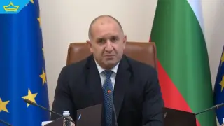Правителството обещава замразяване на цените на тока и парното до юли 2027 г. (видео)
