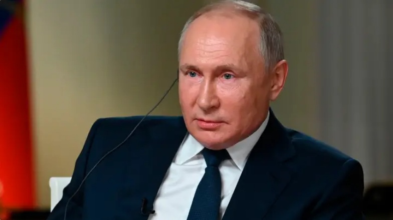 На избори в Русия - не можеш да гласуваш срещу Путин, но можеш да спечелиш кола